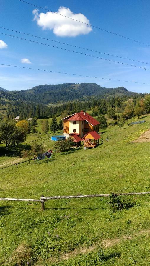 Zacharovany Karpaty Славское Экстерьер фото
